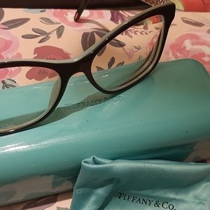 TIFFANY EYEWEAR